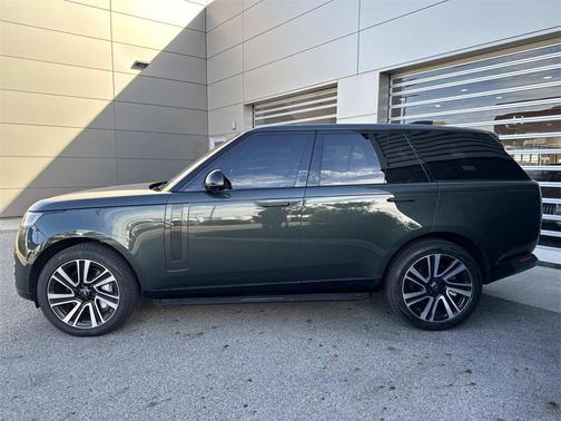 2023 Land Rover Range Rover P530 SE