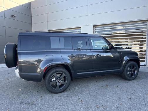 2025 Land Rover Defender 130 P300 S