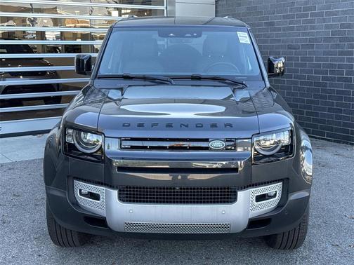 2025 Land Rover Defender 130 P300 S