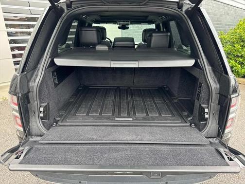 2021 Land Rover Range Rover 5.0L V8 Supercharged SV Autobiography