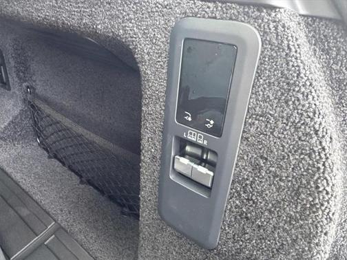 2025 Land Rover Range Rover P400 SE