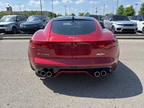 2016 Jaguar F-TYPE R