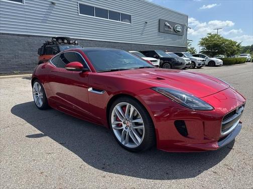 2016 Jaguar F-TYPE R