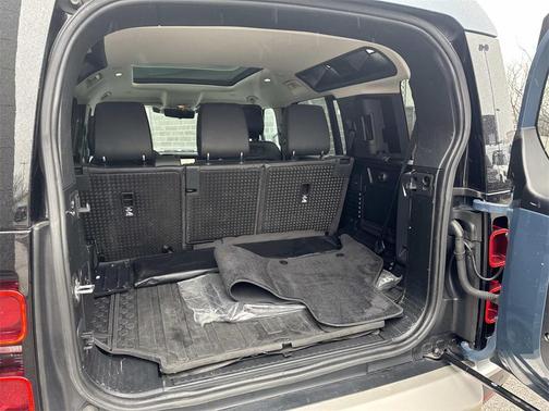 2020 Land Rover Defender 110 HSE