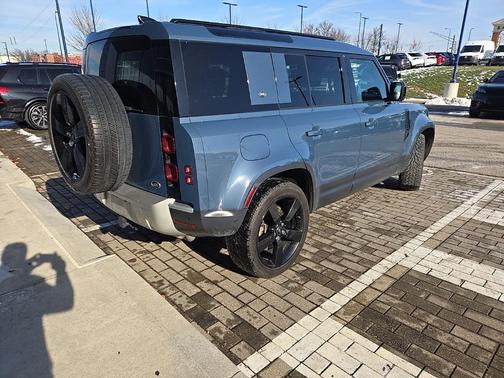 2020 Land Rover Defender 110 HSE