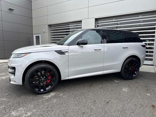 2025 Land Rover Range Rover Sport SE