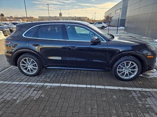 2024 Porsche Cayenne Cayenne