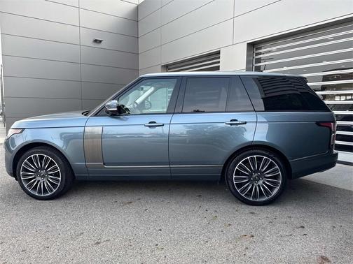 2022 Land Rover Range Rover P525 Westminster