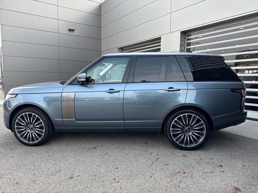 2022 Land Rover Range Rover P525 Westminster