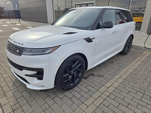 2024 Land Rover Range Rover Sport SE