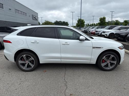 2017 Jaguar F-PACE S