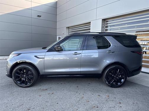 2026 Land Rover Discovery Tempest Edition