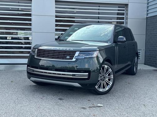 2024 Land Rover Range Rover P530 SE