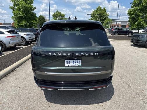 2024 Land Rover Range Rover P530 SE