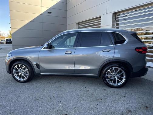 2025 BMW X5 xDrive40i