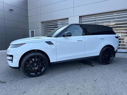 2025 Land Rover Range Rover Sport SE