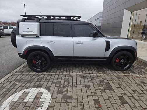 2023 Land Rover Defender 110 X