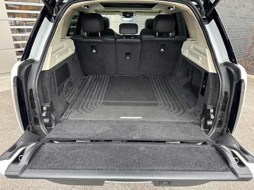 2023 Land Rover Range Rover P400 SE