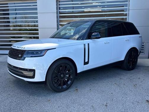2025 Land Rover Range Rover P530 SE