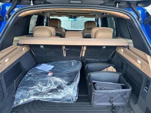2025 Land Rover Range Rover P530 Autobiography