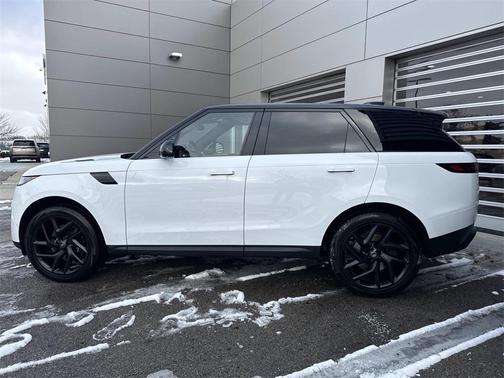 2023 Land Rover Range Rover Sport SE