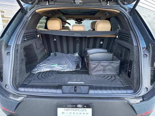 2023 Land Rover Range Rover Sport SE