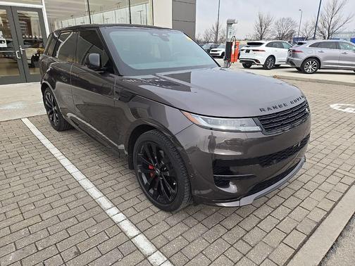 2024 Land Rover Range Rover Sport SE