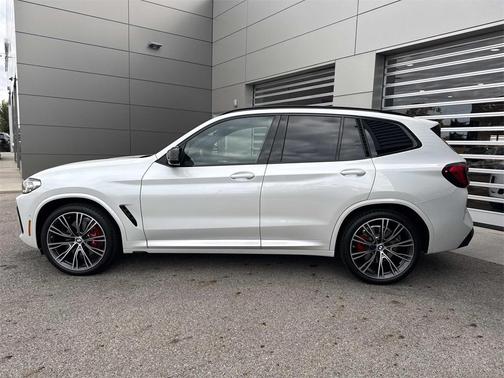 2024 BMW X3 M40i
