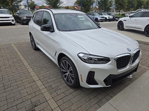 2024 BMW X3 M40i