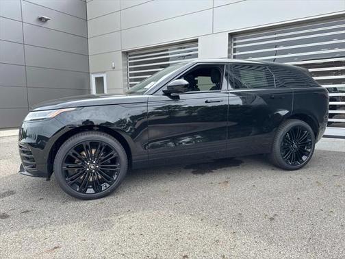 2026 Land Rover Range Rover Velar P400 Dynamic SE