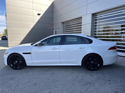 2024 Jaguar XF R-Dynamic SE P250 AWD Automatic
