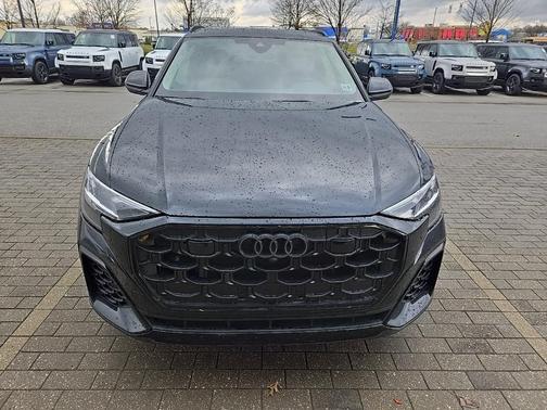 2025 Audi Q8 55 Premium Plus