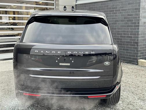 2023 Land Rover Range Rover P400 SE