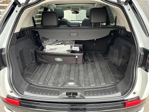 2025 Land Rover Discovery Sport S