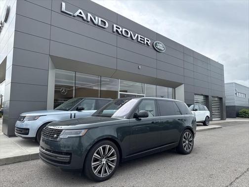 2023 Land Rover Range Rover P530 SE