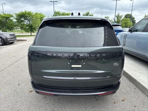 2023 Land Rover Range Rover P530 SE