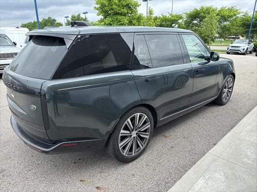 2023 Land Rover Range Rover P530 SE