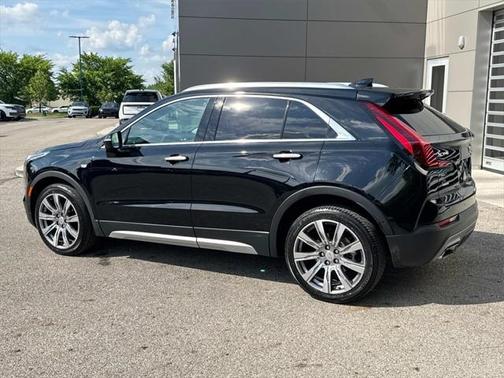 2019 Cadillac XT4 Premium Luxury