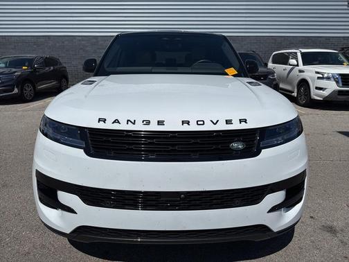 2024 Land Rover Range Rover Sport SE