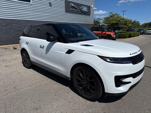 2024 Land Rover Range Rover Sport SE