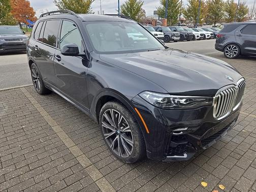 2022 BMW X7 xDrive40i