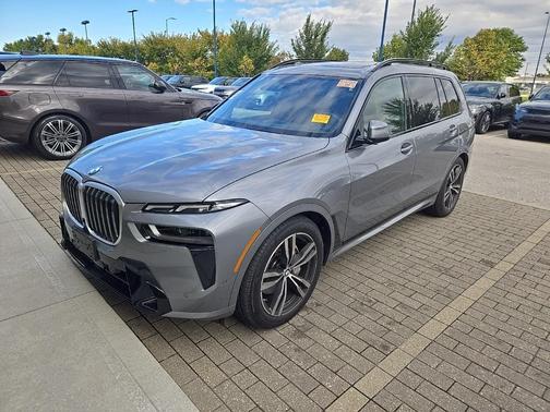 2025 BMW X7 xDrive40i