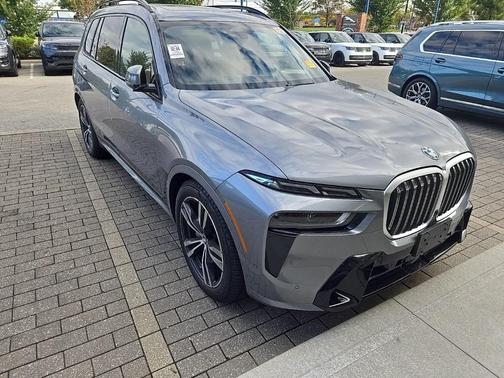 2025 BMW X7 xDrive40i
