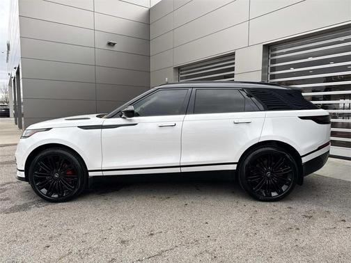 2025 Land Rover Range Rover Velar P250 SE R-Dynamic