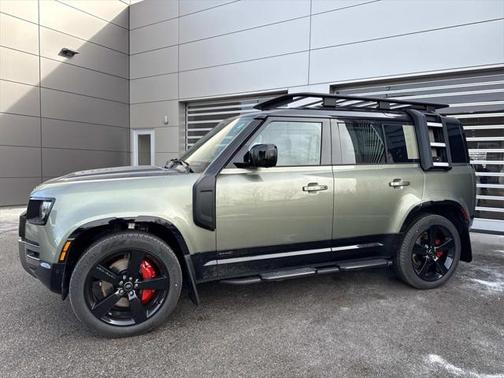 2025 Land Rover Defender 110 P400 X