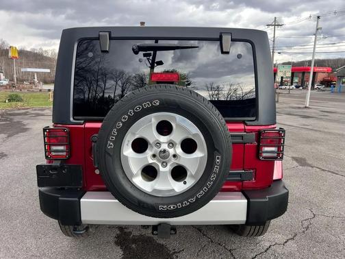 2013 Jeep Wrangler Unlimited Sahara