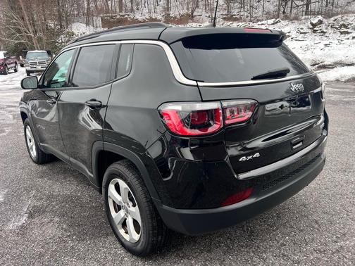 2017 Jeep New Compass Latitude