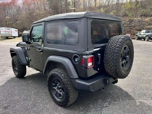 2018 Jeep Wrangler Sport