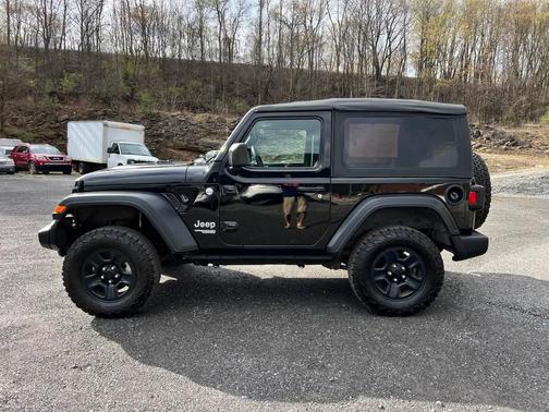 2018 Jeep Wrangler Sport