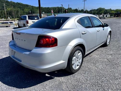 2012 Dodge Avenger SE